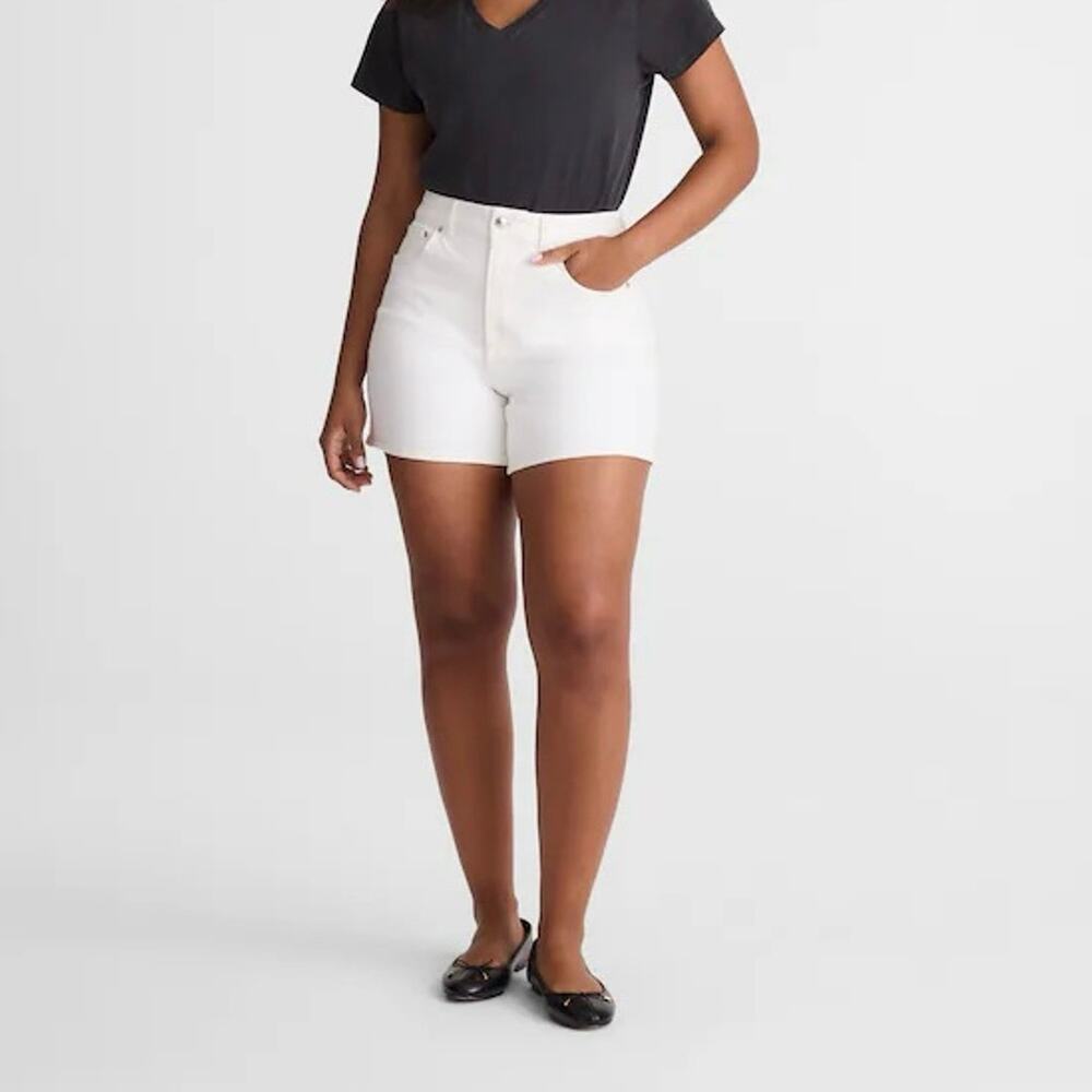 NWT Madewell The Curvy Perfect Vintage Mid Length Jean Short Tile White Size 24